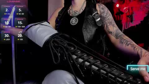 Snapshot of allanhurtss chatting on 12.03.25 online show from 12.03.25