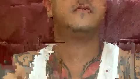 Snapshot of allen_69xx chatting on 12.25.24 allen online show from 12.25.24