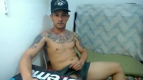 Snapshot of allen_69xx chatting on 03.03.25 allen online show from 03.03.25