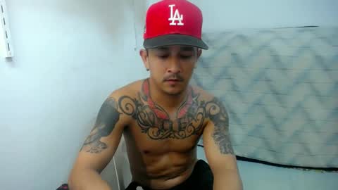 Snapshot of allen_69xx chatting on 03.04.25 allen online show from 03.04.25