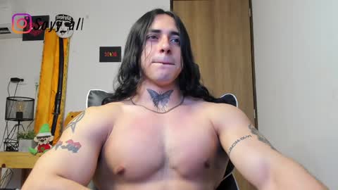 Snapshot of allen_rosse chatting on 02.09.25 independent model 3 online show from 02.09.25