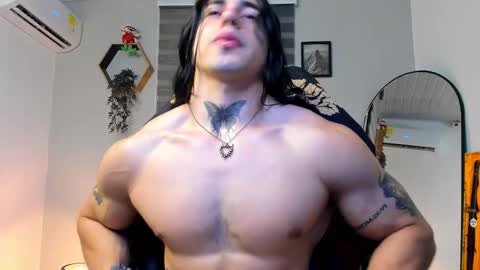 Snapshot of allen_rosse chatting on 09.23.25 independent model 3 online show from 09.23.25