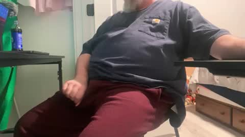 Allergictolove online show from 11.23.25