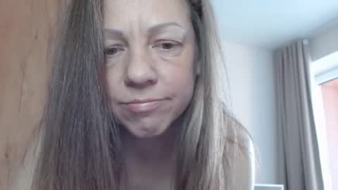 Snapshot of allexandraxxx chatting on 02.13.25 allexandraxxx online show from 02.13.25