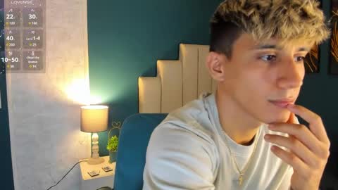 Snapshot of allexcano chatting on 03.02.25 Allex online show from 03.02.25