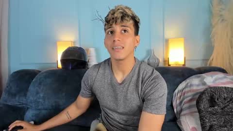 Snapshot of allexcano chatting on 03.04.25 Allex online show from 03.04.25