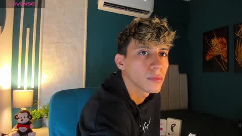 Snapshot of allexcano chatting on 03.10.25 Allex online show from 03.10.25