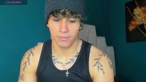 Snapshot of allexcano chatting on 09.28.25 Allex online show from 09.28.25