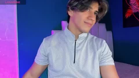 Snapshot of allexcano chatting on 10.10.25 Allex online show from 10.10.25