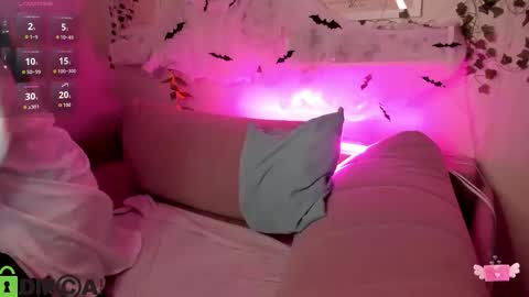 alli_aster online show from 10.30.25