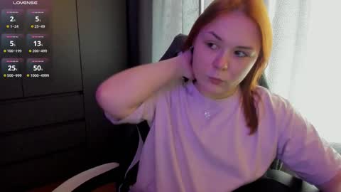 Snapshot of alli_zi chatting on 03.26.26 Blair online show from 03.26.26