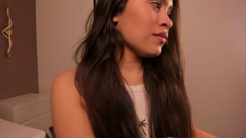Snapshot of allie_bruce chatting on 04.29.26 A L L I E online show from 04.29.26