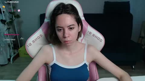 Snapshot of allie_hazie chatting on 04.23.26 alice online show from 04.23.26