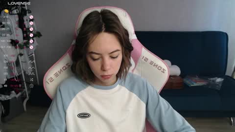 Snapshot of allie_hazie chatting on 07.09.26 alice online show from 07.09.26