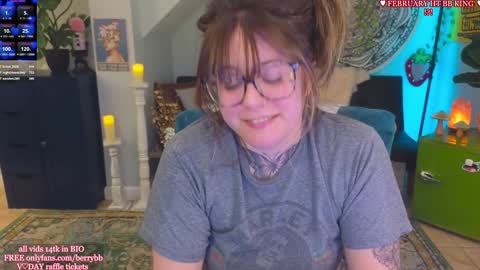 Snapshot of allieberrybb chatting on 02.07.25 bb online show from 02.07.25