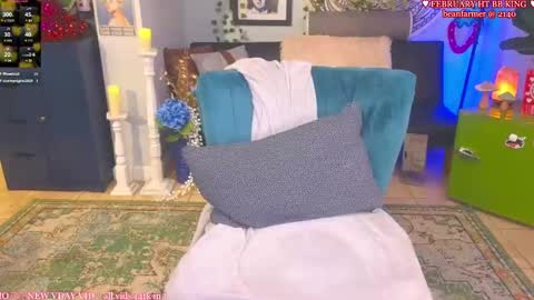 Snapshot of allieberrybb chatting on 02.20.25 bb online show from 02.20.25