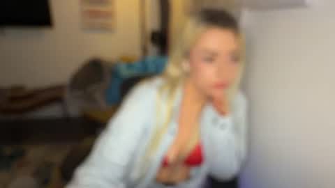 Snapshot of alliefyre chatting on 07.17.26 Allie Fyre online show from 07.17.26