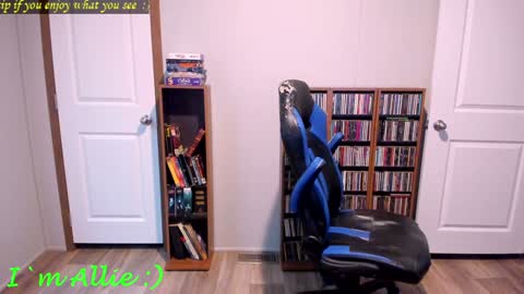 Allie online show from 12.08.24