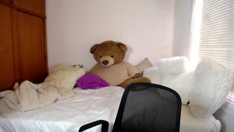 Allie  online show from 12.28.24