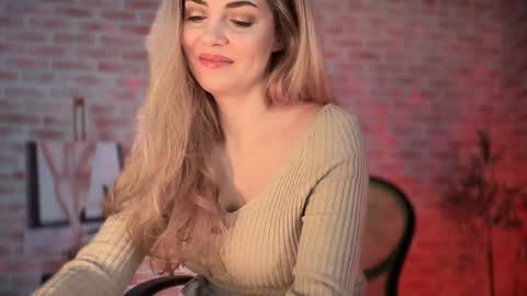 Allie online show from 12.19.24