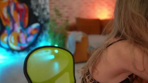 Allie online show from 02.26.25