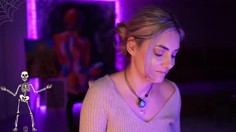 Allie online show from 10.28.25