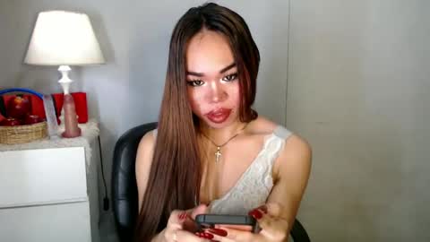 Snapshot of allirah20x chatting on 12.10.24 Allirah online show from 12.10.24