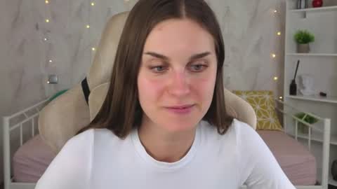 Snapshot of allison__bell chatting on 08.09.26 Alison online show from 08.09.26