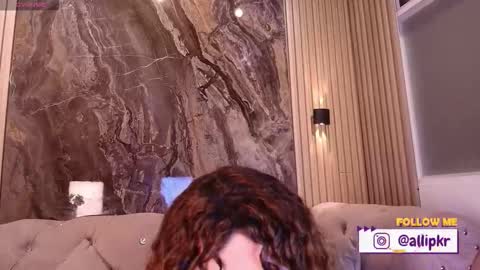 allison_parker1_ online show from 11.25.25