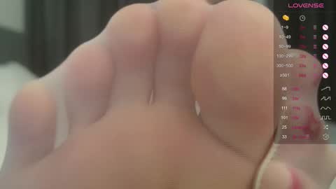 Snapshot of allisonmoonlight chatting on 09.16.25 allisonmoonlight online show from 09.16.25