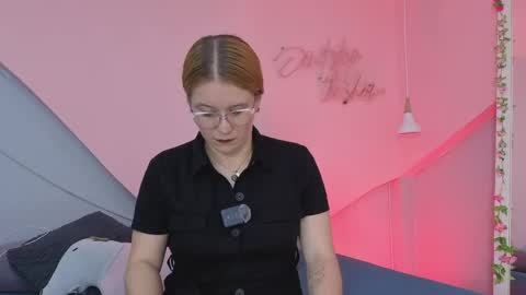 Alli  online show from 04.17.26