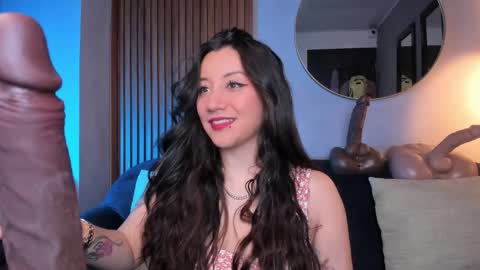 Aleja online show from 10.29.25