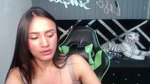 Snapshot of allisson_a chatting on 02.01.25 Allisson online show from 02.01.25