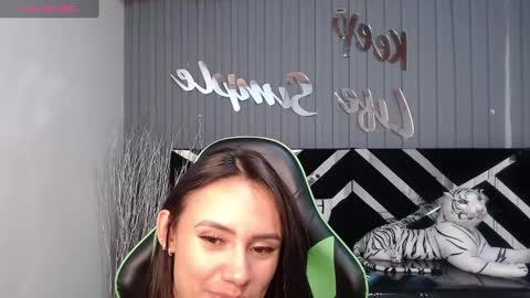 Snapshot of allisson_a chatting on 02.11.25 Allisson online show from 02.11.25