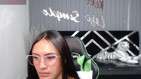 Snapshot of allisson_a chatting on 02.22.25 Allisson online show from 02.22.25