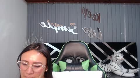 Snapshot of allisson_a chatting on 02.25.25 Allisson online show from 02.25.25