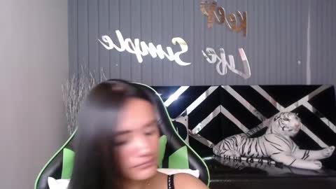 Snapshot of allisson_a chatting on 02.27.25 Allisson online show from 02.27.25