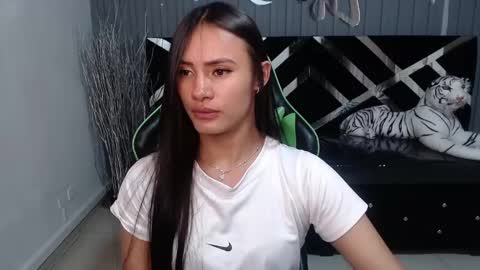 Snapshot of allisson_a chatting on 03.07.25 Allisson online show from 03.07.25