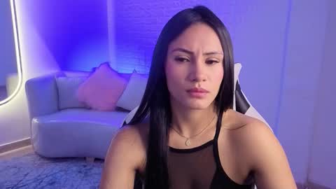 Snapshot of allisson_a chatting on 11.19.25 Allisson online show from 11.19.25