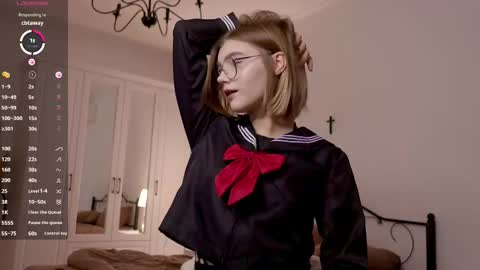 Snapshot of allotropp chatting on 10.09.25 ALOTROPP NOT BABY online show from 10.09.25