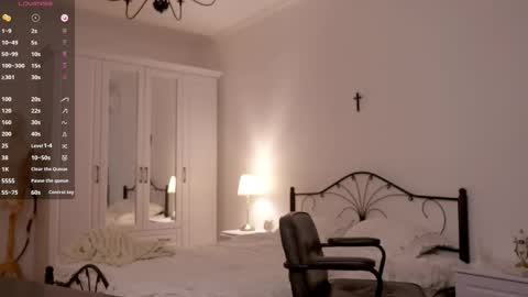 Snapshot of allotropp chatting on 10.10.25 ALOTROPP NOT BABY online show from 10.10.25