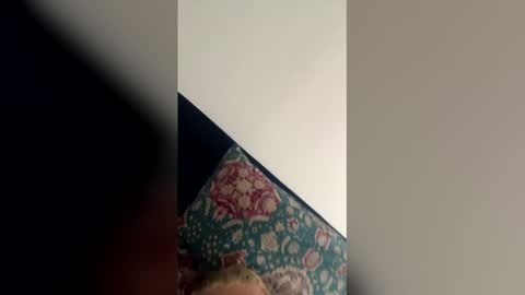 Snapshot of allstarkicker chatting on 12.18.25 allstarkicker online show from 12.18.25