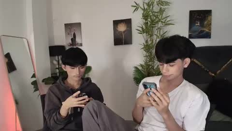 Snapshot of alluring_alpha chatting on 03.10.26 kim and josh online show from 03.10.26