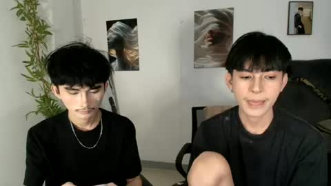 Snapshot of alluring_alpha chatting on 06.14.26 kim and josh online show from 06.14.26