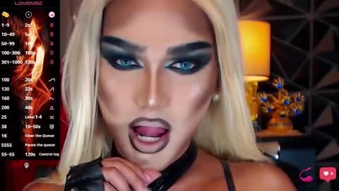 Snapshot of alluringnatalya chatting on 02.16.25 Natalya Fox online show from 02.16.25