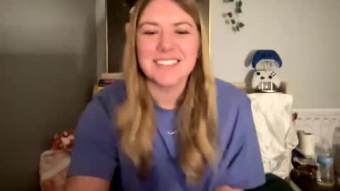 Snapshot of allyanalangel chatting on 12.16.24 allyanalangel online show from 12.16.24