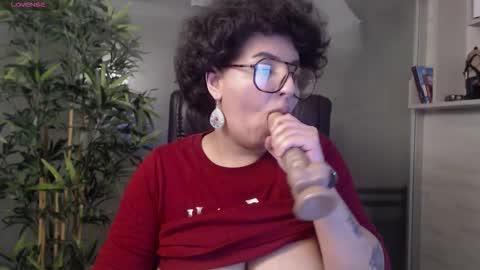         online show from 09.12.25