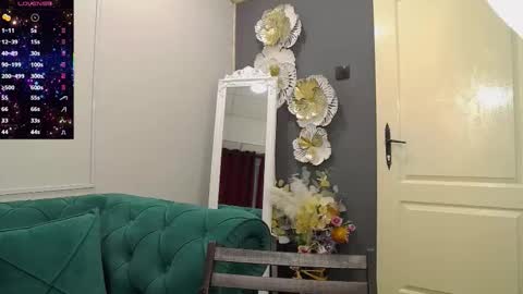         online show from 11.21.25