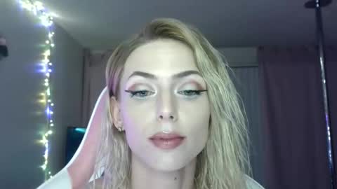 Ally Girl In Her Ally World online show from 03.28.26