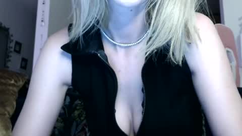 Ally Girl In Her Ally World online show from 07.11.26